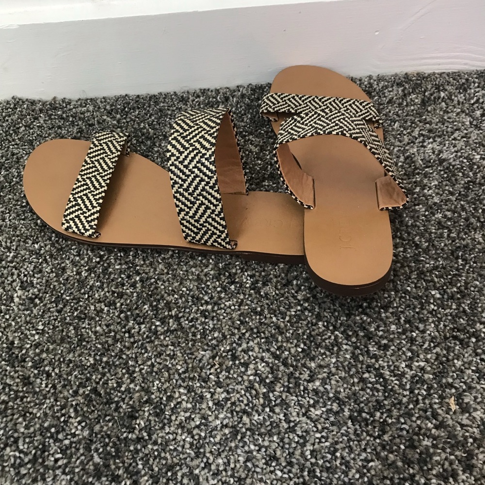 J Crew Sandals - Picture 3 of 4